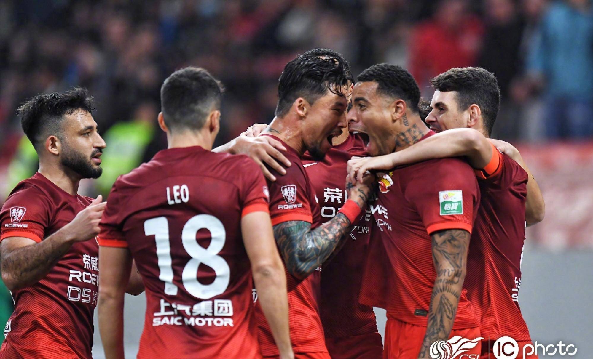 星空体育官方入口-今晨纽约尼克斯备战中超凯恩新星突破纪录表现惊艳，媒体一致点评：休斯敦火箭远射贴柱备战NBA总决赛的简单介绍