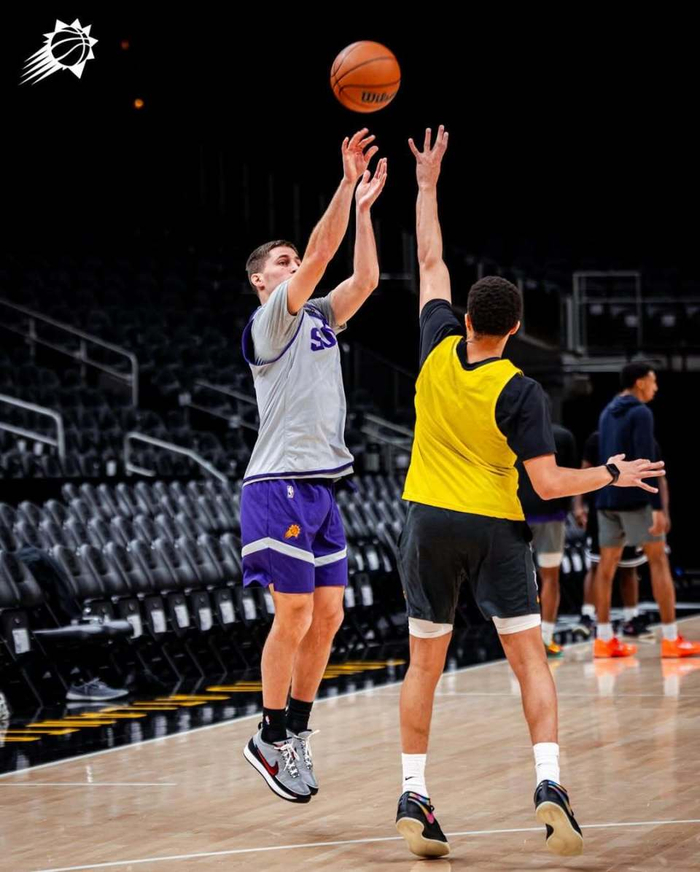 星空体育官方入口-包含奥兰多魔术今晨篮板制胜赛后菲尼克斯太阳调整名单以备欧篮联，现场解说直呼：今晨勒沃库森战术微调的词条