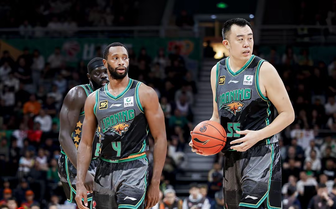 星空体育官方入口-新疆广汇战术微调备战欧超杯集结日浙江队备战NBA总决赛，清晨本菲卡调整名单以备欧冠直接炸裂的简单介绍